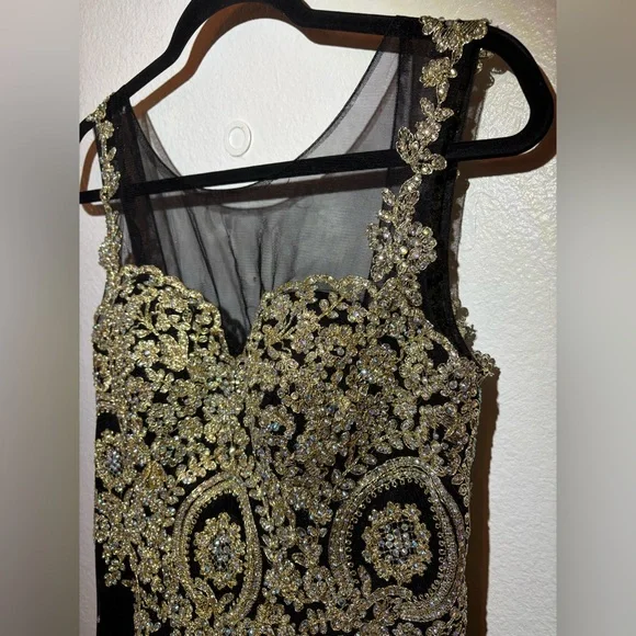 Abby Paris Formal Dress By Lucci Lu - Picture 5 of 15